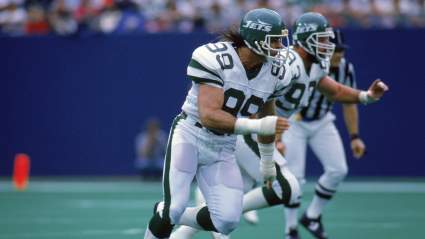 Boy Green Daily: Should Retro Jets Uniforms Become Permanent?