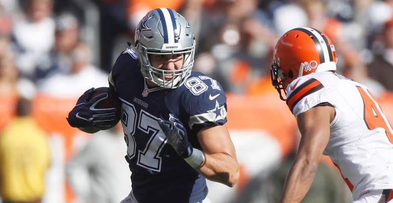 Tennessee Titans sign former Browns tight end