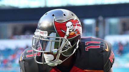 Ex-Buccaneers $33 Million Star’s Cryptic Message Sparks Retirement Rumors