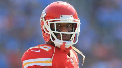 Ex-Chiefs 1st-Round Pick Signs With Raiders: Report