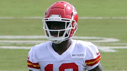Chiefs Announce 2 Signings After Multiple Season-Ending Injuries
