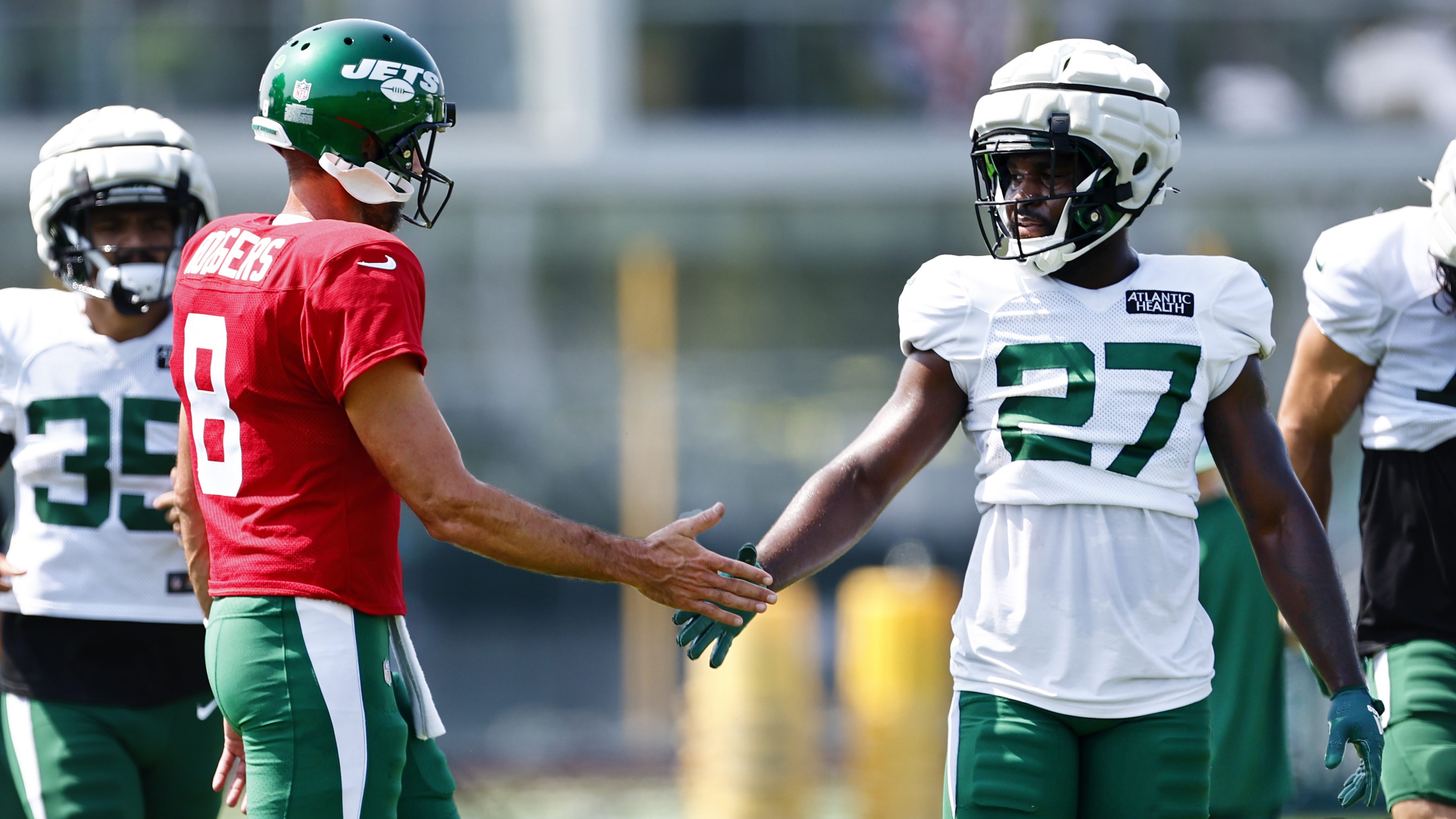 Mekhi Becton Takes Breather ahead of Big Day at MetLife Stadium - Sports  Illustrated New York Jets News, Analysis and More