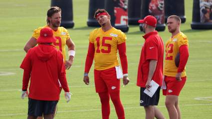 Chiefs Waive 2 QBs as 53-Man Cuts Pour In