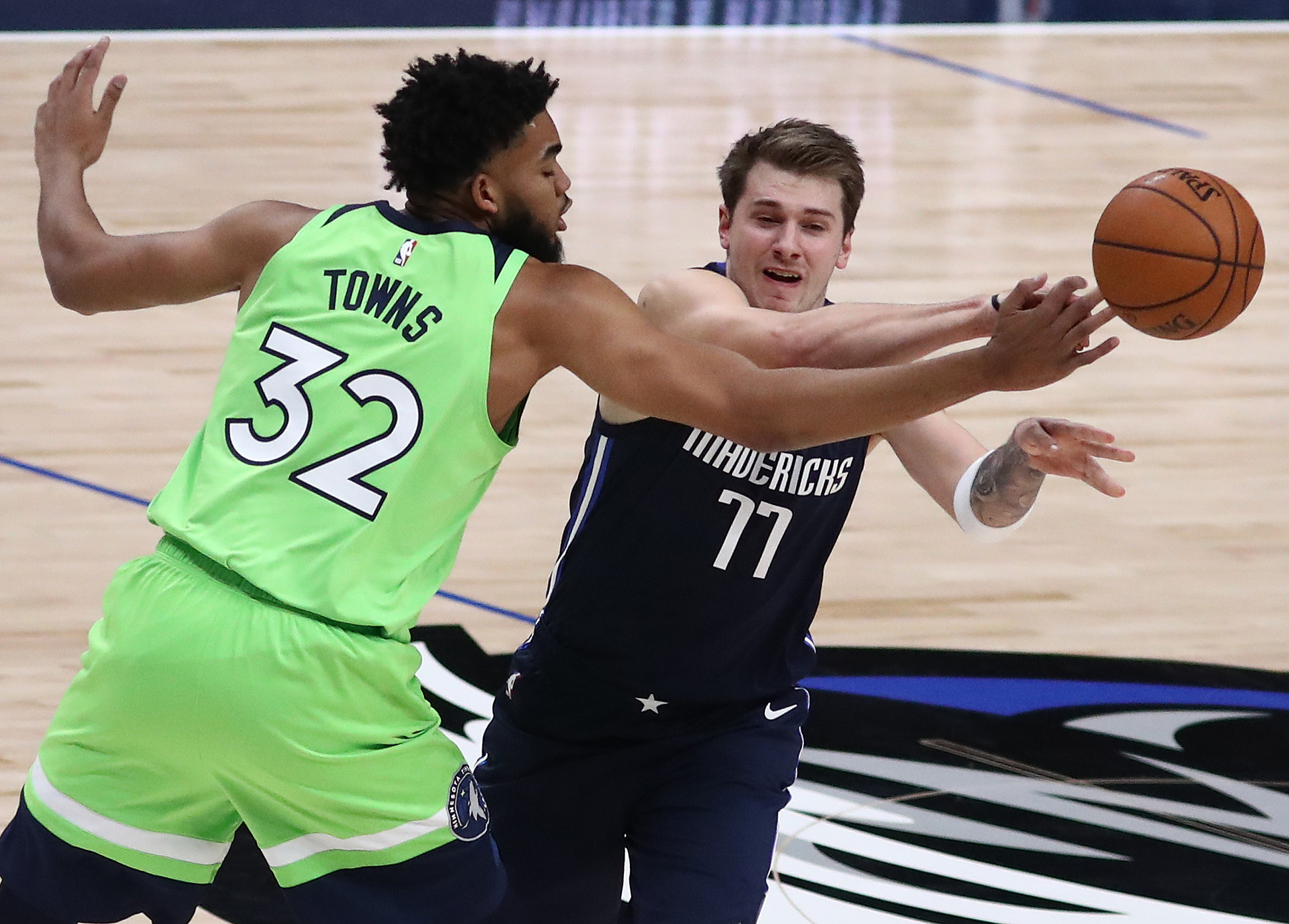 Proposed Blockbuster Trade Has Mavericks Acquire Karl-Anthony Towns