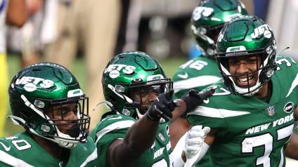 2021 Jets Starter Takes Massive Pay Cut to Stay on Team: Report