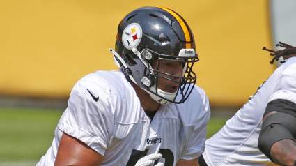 Struggling Steelers Veteran Makes Surprising Position Switch