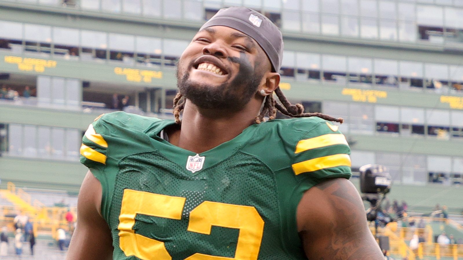 Packers' De'Vondre Campbell Claps Back at Reporter's Jordan Love Rant