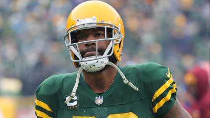 Bears Poach Former Packers Starter for Record-Setting Campaign