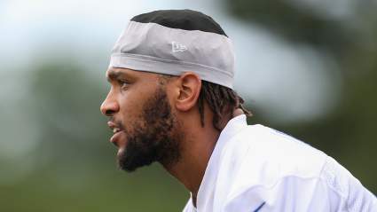 Raiders Cut Former 1st-Round Pick, Re-Sign 24-Year-Old QB