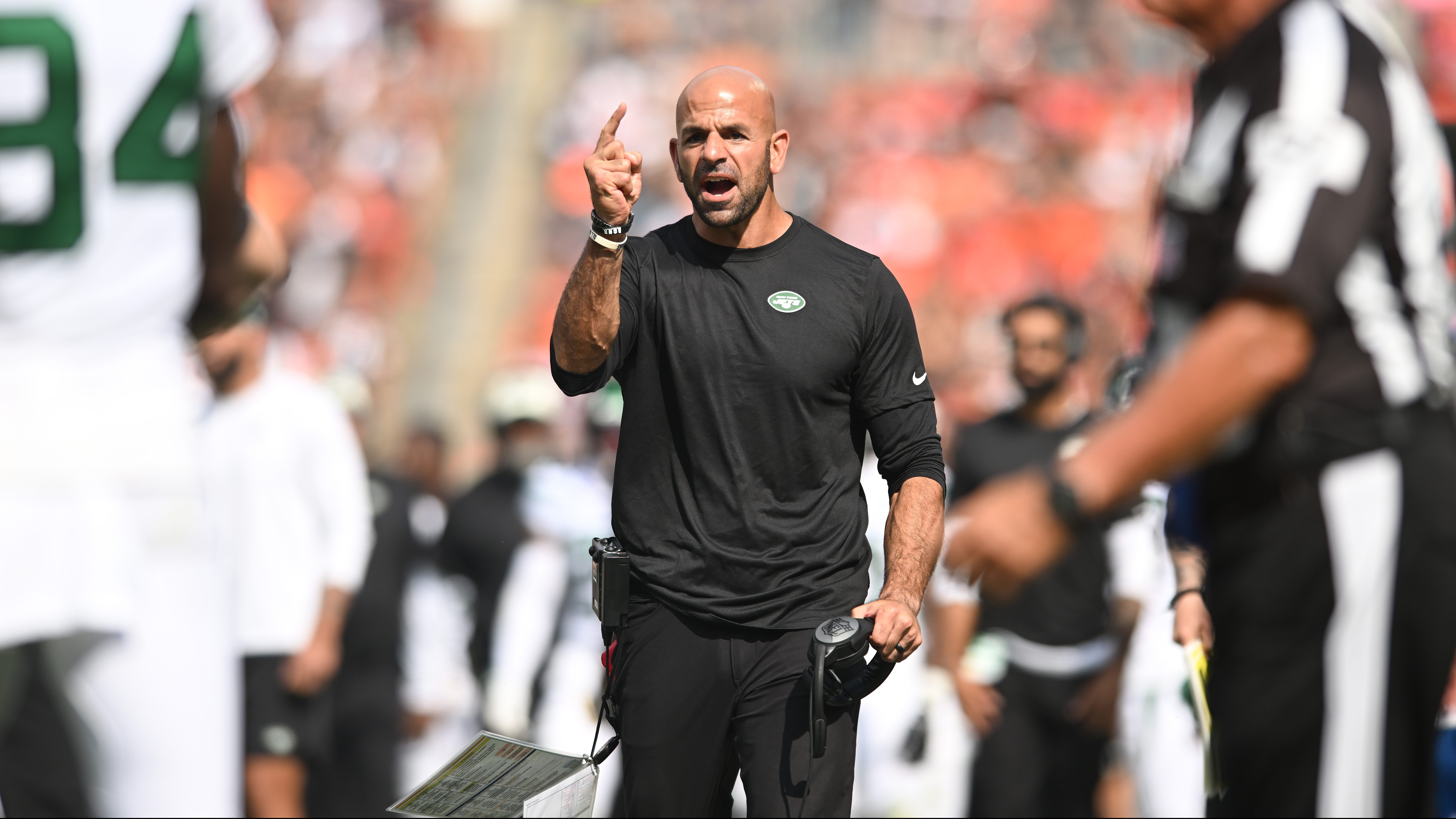 Robert Saleh Calls Out Jets OL In Viral 'Hard Knocks' Rant