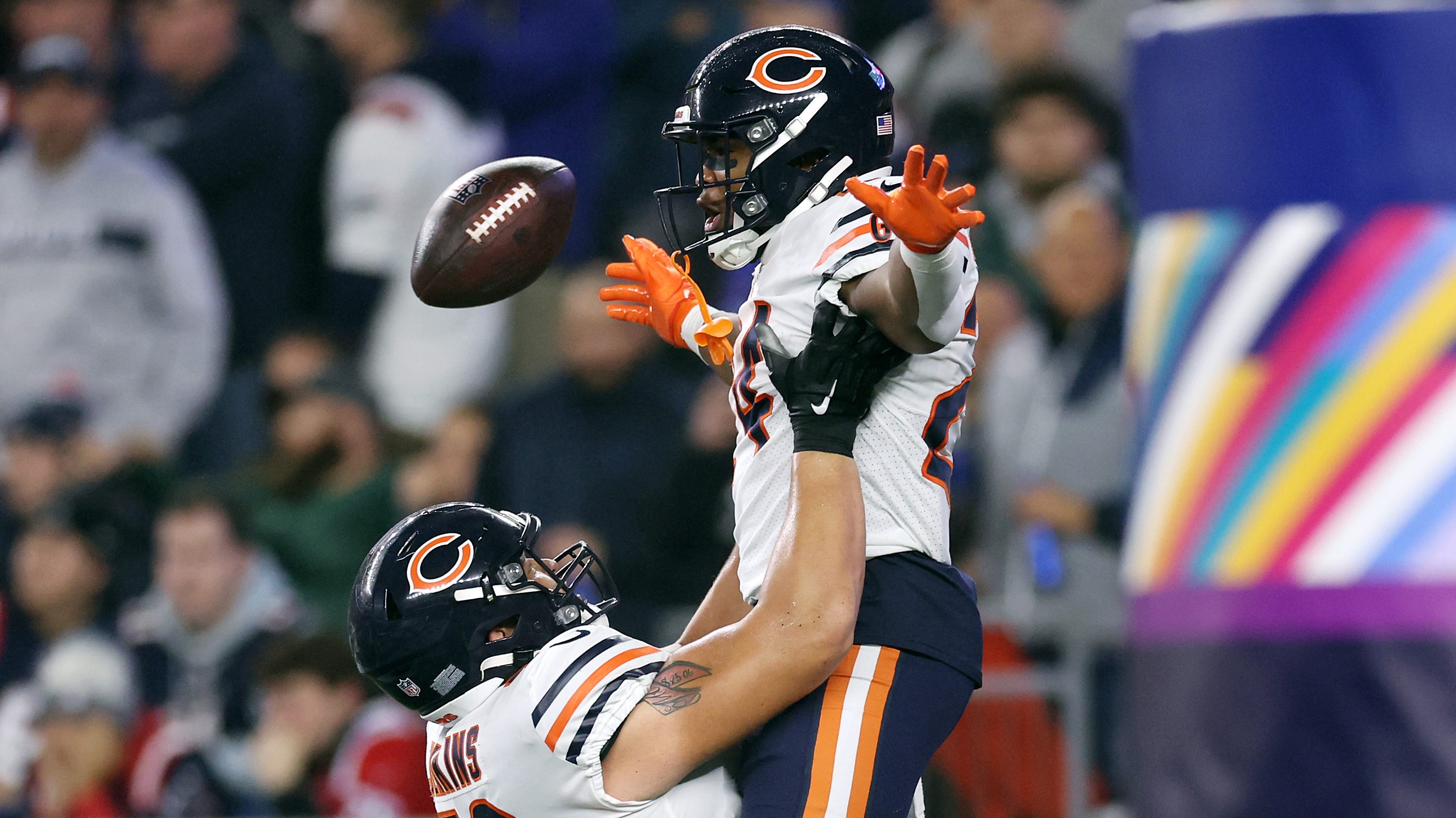 Bears OG Teven Jenkins May Miss 6 Weeks With Leg Injury: Report