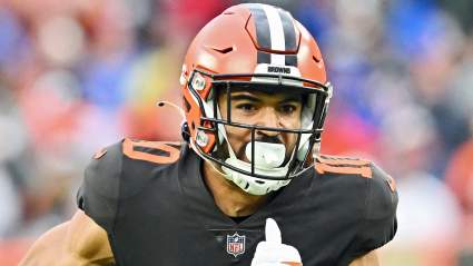 Browns Receiver on Chopping Block Leaves Practice With Injury