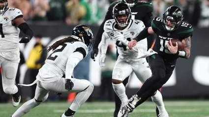 Jets Agree to ‘Injury Settlement’ With Banged up Quarterback: Report