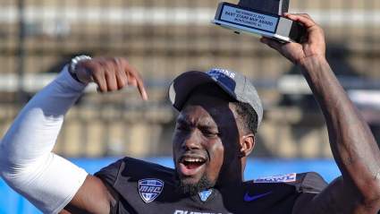 Seahawks Sign Speedy Receiver, Cut Running Back Amid 7 Roster Moves