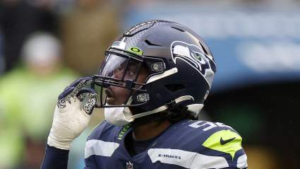 Projected Seahawks Starter’s New Injury Puts Status in Doubt