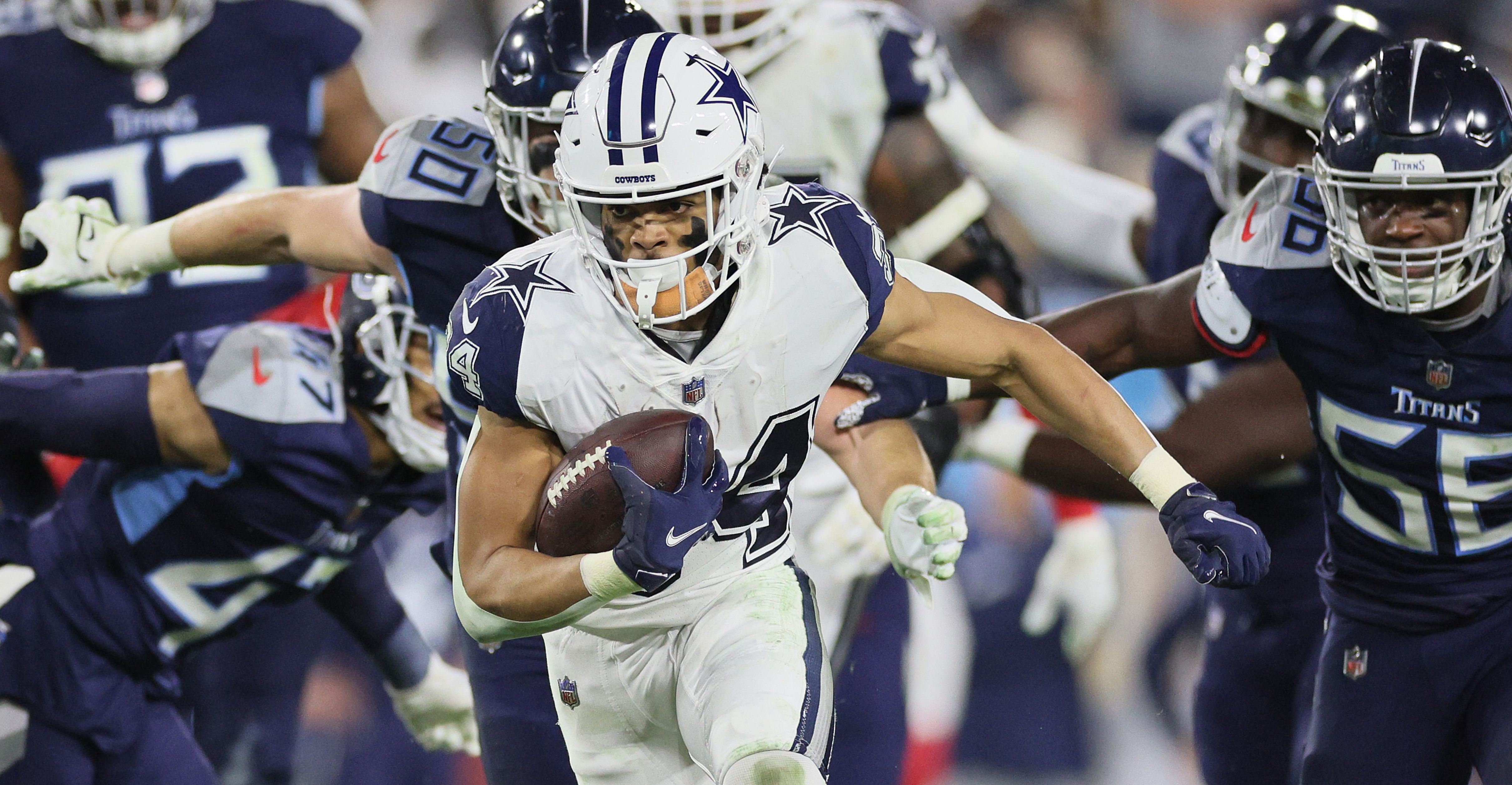 Dak Prescott sees rookie RB Deuce Vaughn helping Cowboys