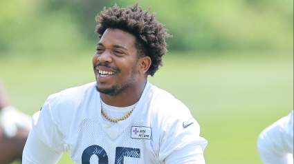 Bears Offer Optimistic Injury Updates on 2 Pricey Starters
