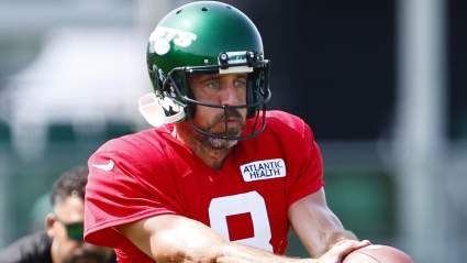Jets QB Aaron Rodgers Delivers News on Future Ahead of Browns Matchup