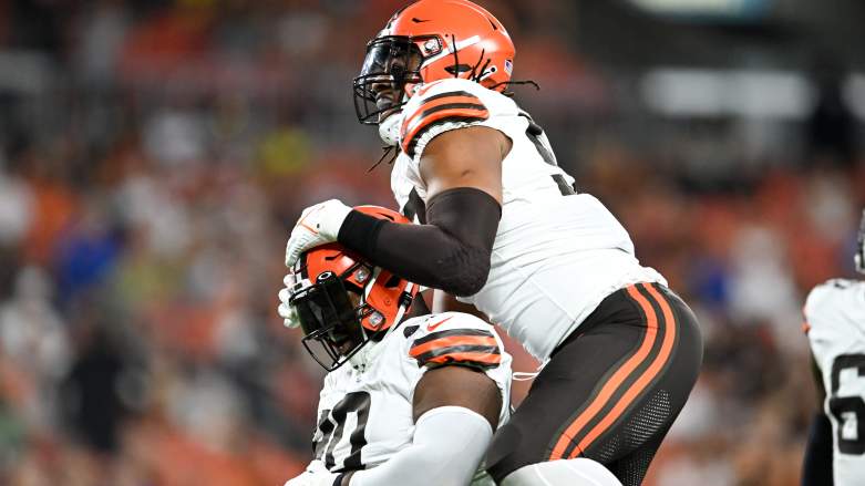 Cleveland Browns linebacker Jordan Kunaszyk (51) on special teams