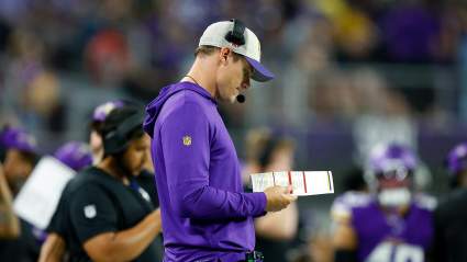 Vikings RB, Emergency QB Likely Out for Season After Injury