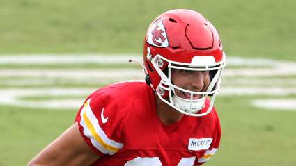 Chiefs Analyst Suggests KC Should Shop Veteran at Deep Position