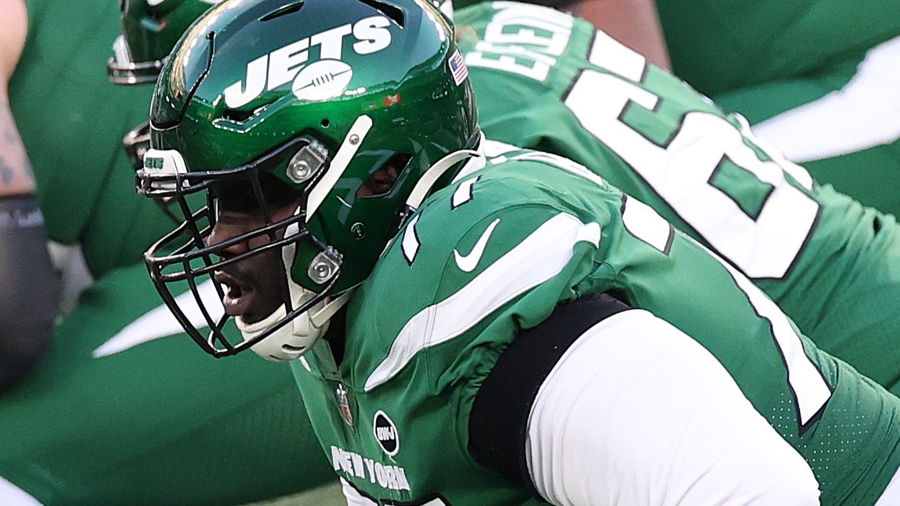 Jets' Mekhi Becton knocks a few Giants around on way to landing