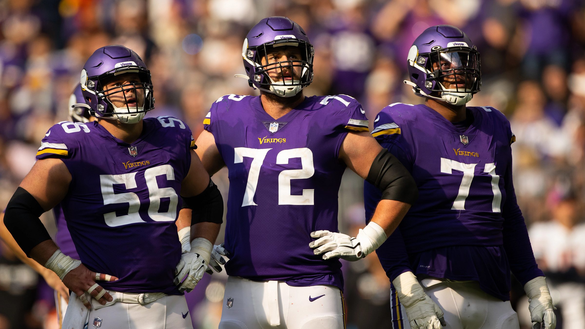 Minnesota Vikings offensive guard Ezra Cleveland (72) on the field during  the second half an NFL