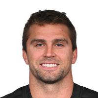 Sam Hubbard's headshot