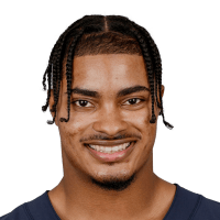 Jaquan Brisker's headshot