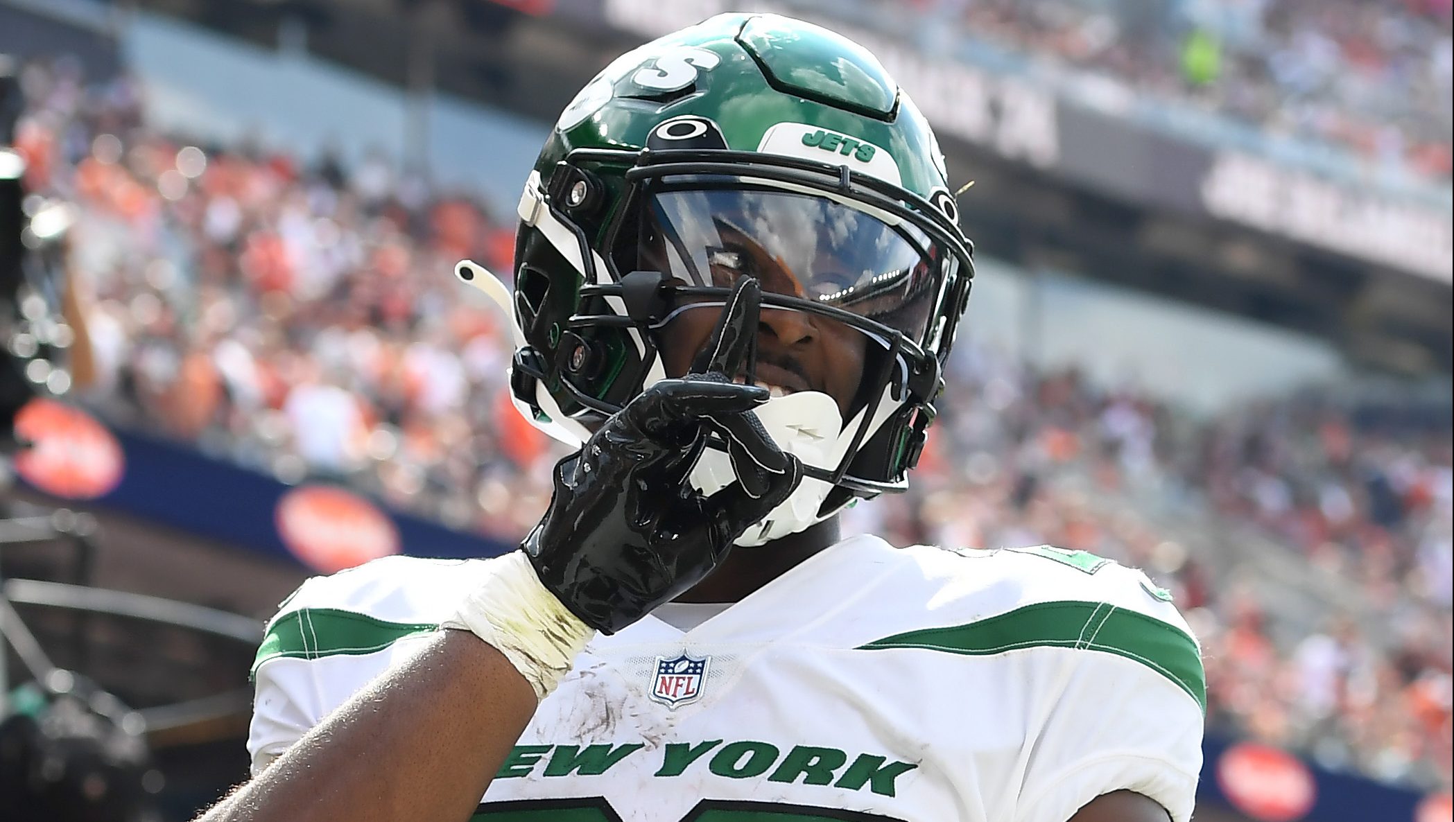 NY Jets' Breece Hall, Alijah Vera-Tucker are silencing the