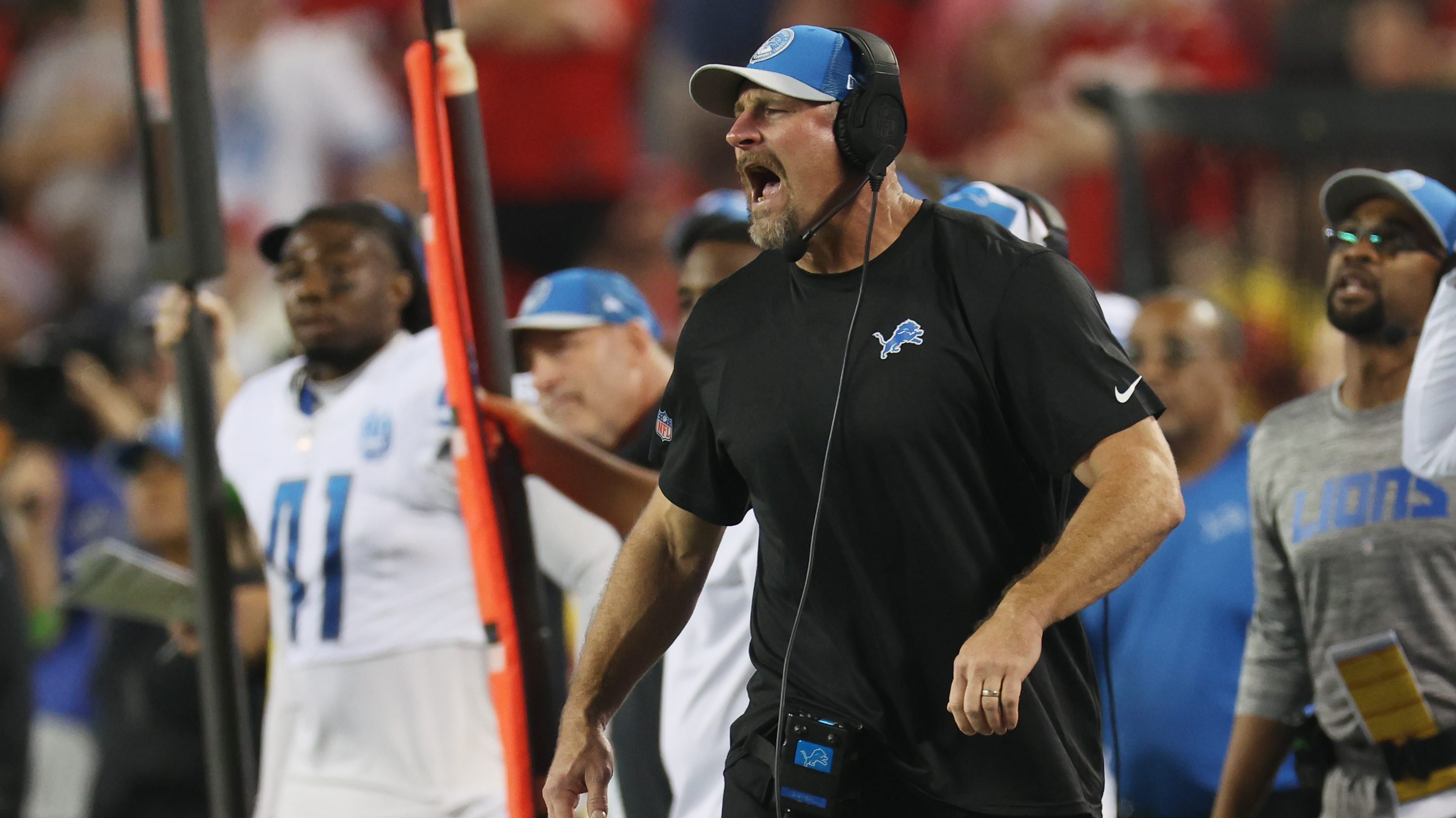 Inside his own 20-yard line, Lions' Dan Campbell calls a fake punt and gets  it