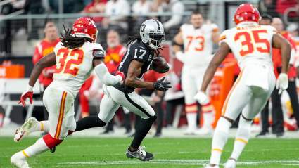 NFL Writer Makes the Case for Rare Chiefs-Raiders Trade