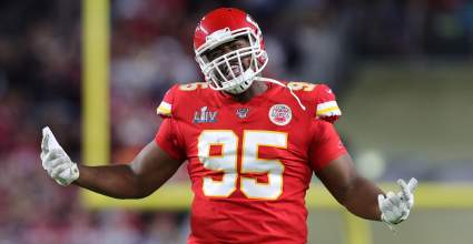 Chiefs Star Chris Jones ‘Likes’ Cowboys Trade Proposal Amid Contract Holdout