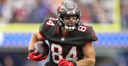 Cowboys Could Sign Ex-Buccaneers TE to Address Drops by Dallas Tight Ends