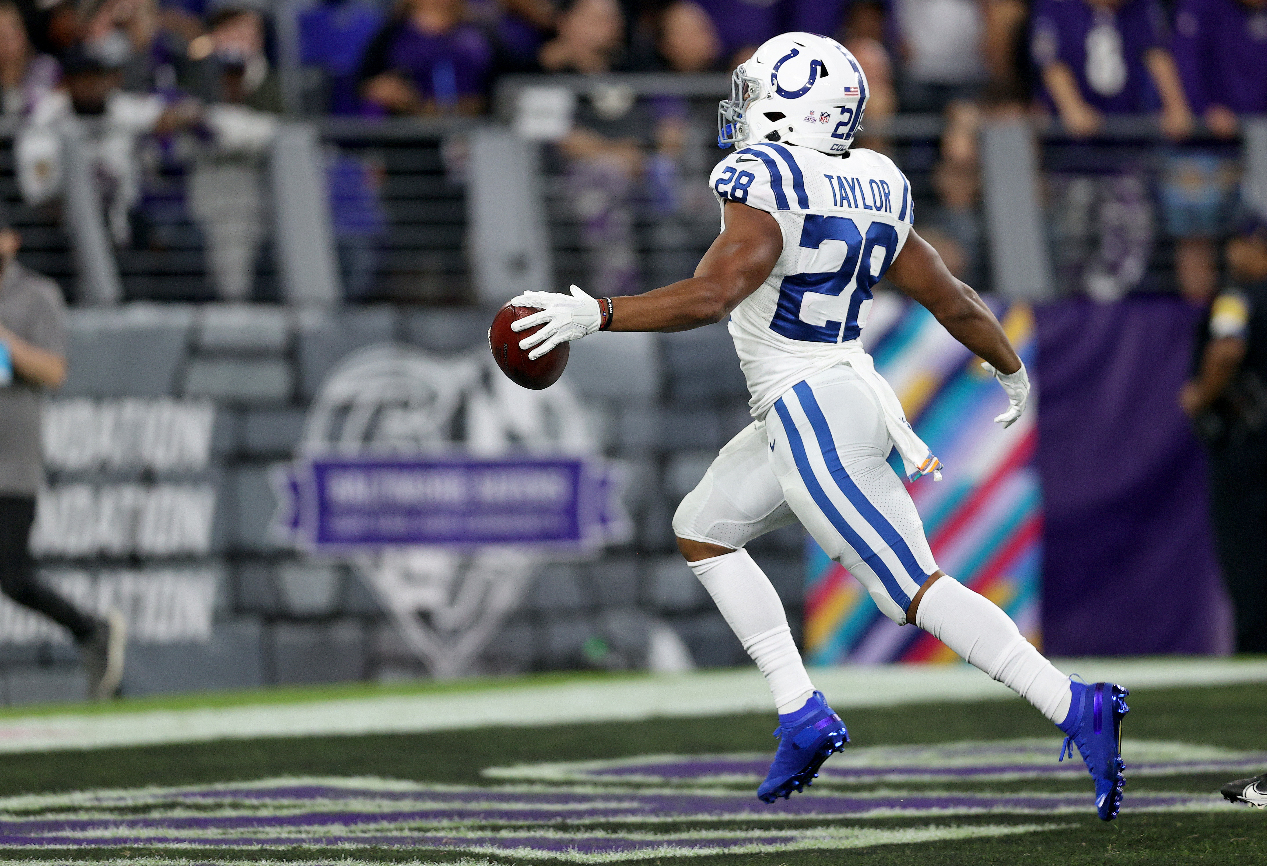 Baltimore Ravens wide receiver Tylan Wallace (16) runs against the New York  Giants during an NFL football game Sunday, Oct. 16, 2022, in East  Rutherford, N.J. (AP Photo/Adam Hunger Stock Photo - Alamy