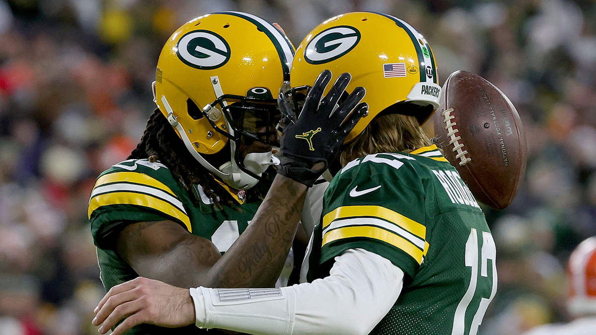 Davante Adams shares his thoughts on Aaron Rodgers injury - Sactown Sports