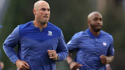 Mike Kafka Clears Up Who’s Calling Plays for Giants’ Offense