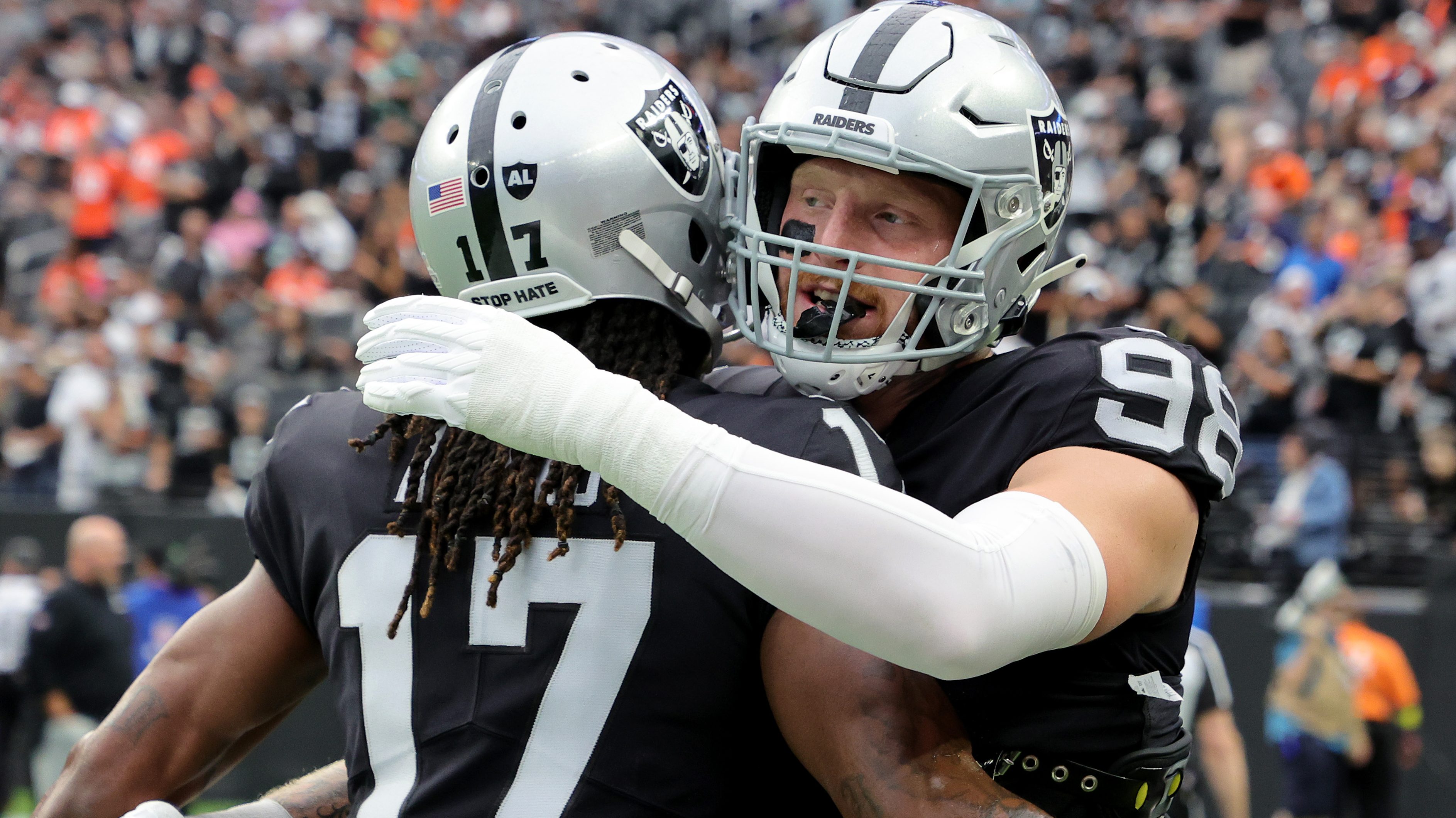 Derek Carr reiterates he 'only wanted to be a Raider' after extension - Las  Vegas Sun News