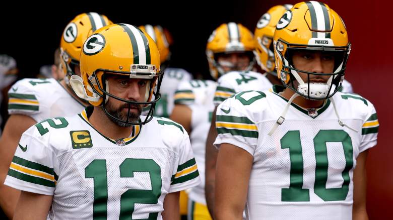 Bears put up a fight, but Aaron Rodgers throws four touchdowns to own 'em  again - The Boston Globe