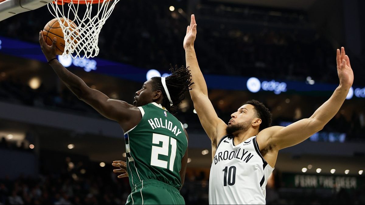 Adrian Wojnarowski on X: BREAKING: The Portland Trail Blazers are trading  guard Jrue Holiday to the Boston Celtics, sources tell ESPN.   / X