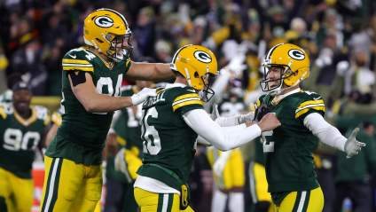 Raiders Work Out 5 Specialists, Including Ex-Packers Starter: Report