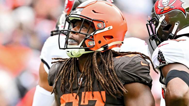 Kareem Hunt will make his season debut with the Browns on Sunday against the Titans.