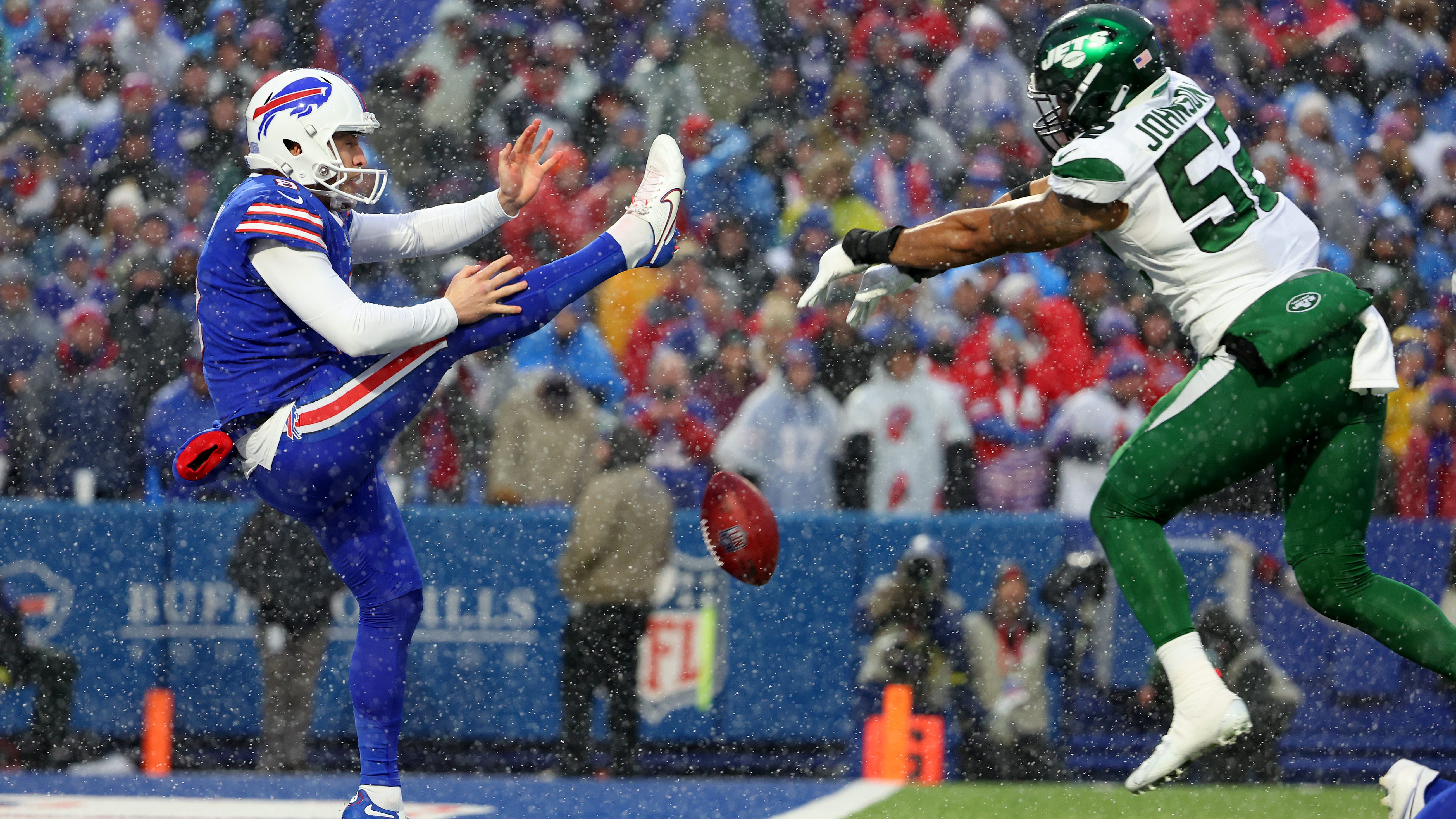 Analyst: Jets punt return TD should have been called back