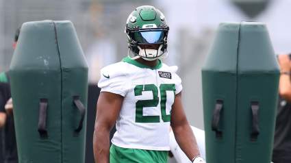 Robert Saleh Reveals Breece Hall, Dalvin Cook Plan for Bills Game