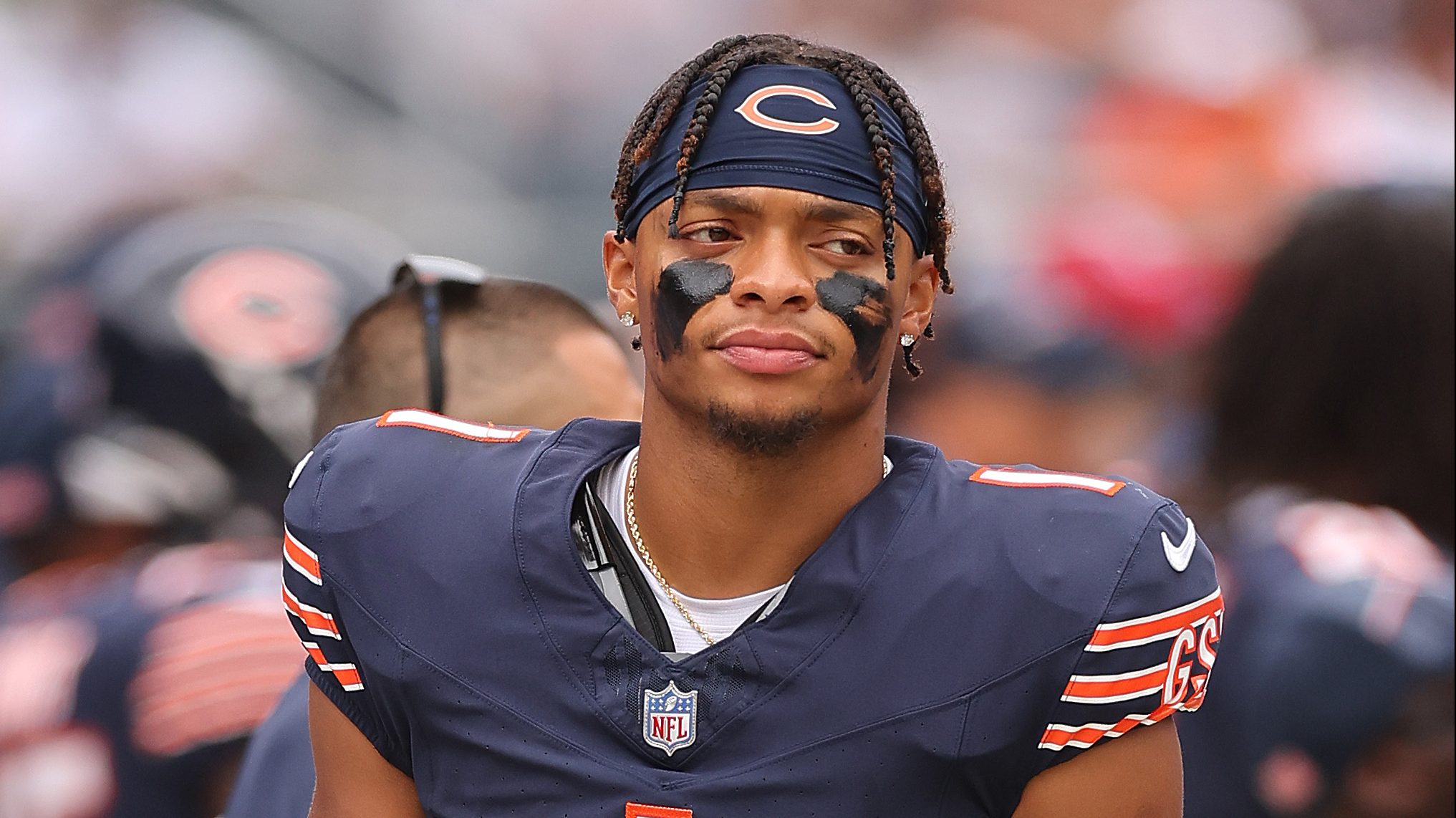 Should Chicago Bears QB Justin Fields return for Packer week?