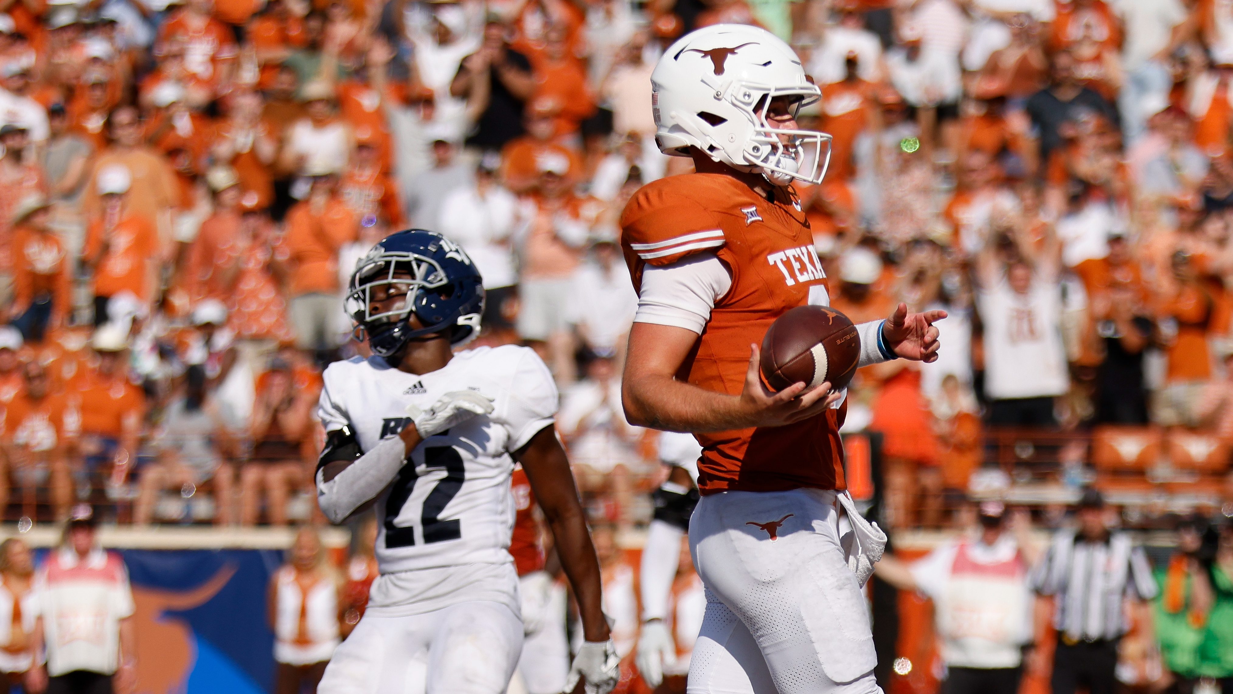 Tough to Sell Texas QB Quinn Ewers as Heisman Contender After Week 1 Heavy image