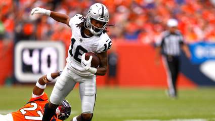 Raiders Receive Word on Starting WR’s Injury Status After Scary Play: Report