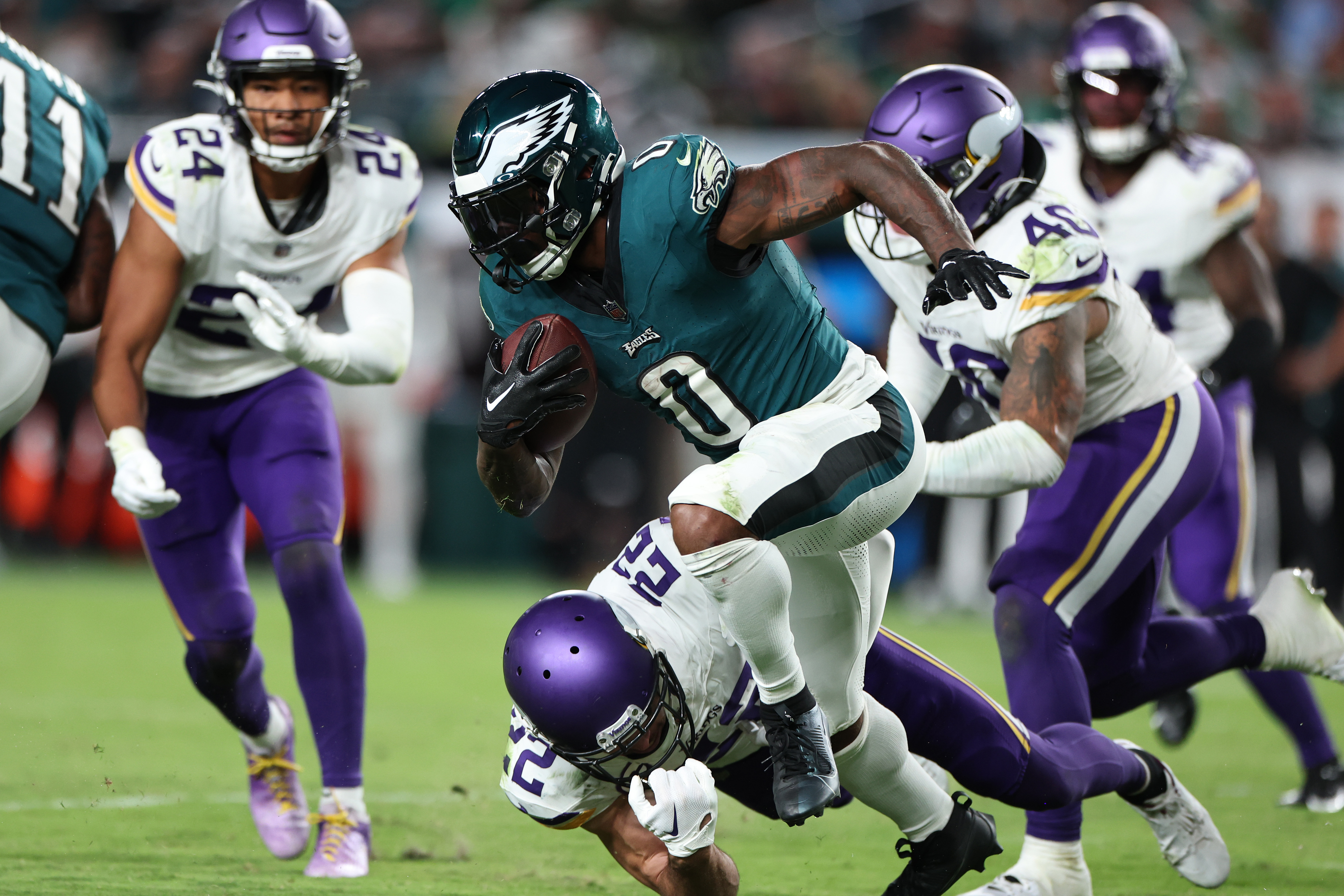 Watch: Marcus Davenport and Jordan Mailata wrestle on field during Eagles  vs. Saints