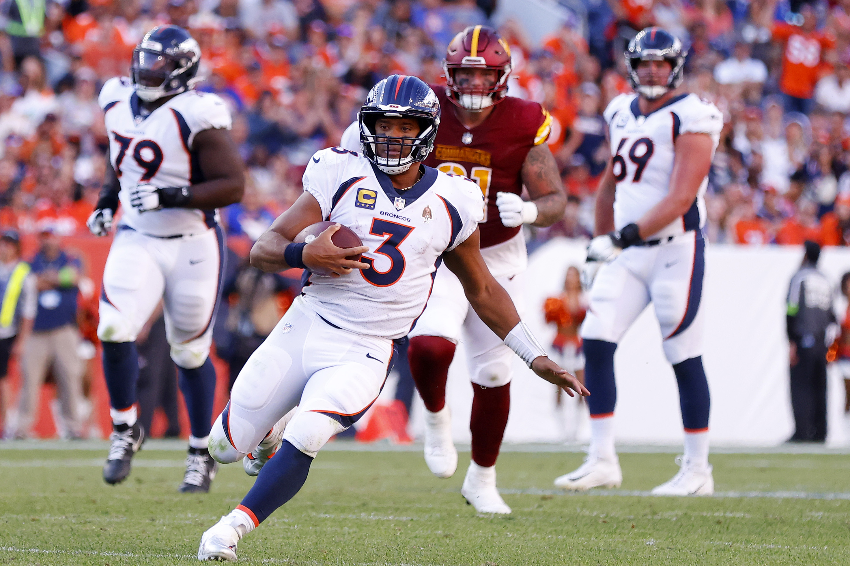 Russell Wilson Reacts To Broncos' Last-Second Loss To Commanders