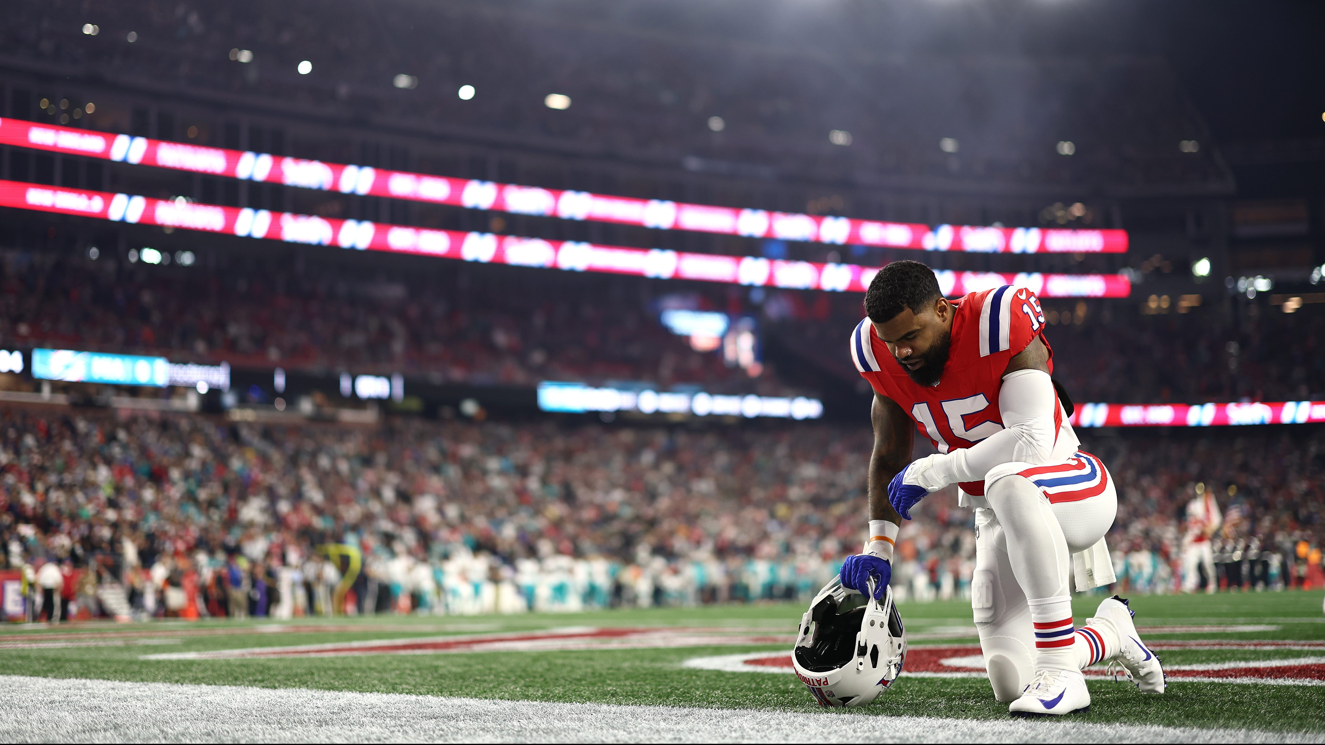 Dallas Cowboys linebacker Micah Parsons (11) is seen during an NFL football  game against the New York Giants, Thursday, Nov. 24, 2022, in Arlington,  Texas. Dallas won 28-20. (AP Photo/Brandon Wade Stock Photo - Alamy